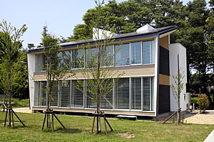 The LCCM (Life Cycle Carbon Minus) Demonstration House